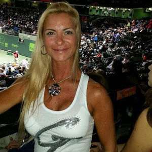 Meet your Posher, Betina